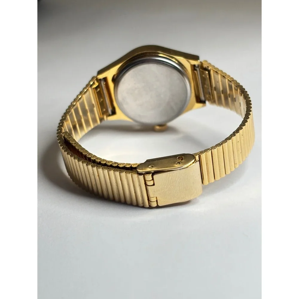 Geneva Gold Tone Antimagnetic Watch Black Dial Crystal Markers Needs battery
